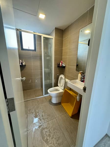 Service Residence for Sale at Lexa Residence @ The Quartz WM - JK Leong - Bathroom - PropertyGuru.com.my