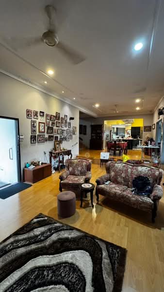 Bungalow House for Sale in Taman Bukit Pantai (Bangsar) - Yoong CF - Living Room - PropertyGuru.com.my