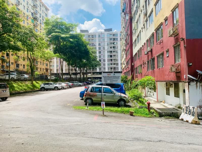 Apartment for Sale at Jelutong Apartment - Faliyana binti Muda - PropertyGuru.com.my