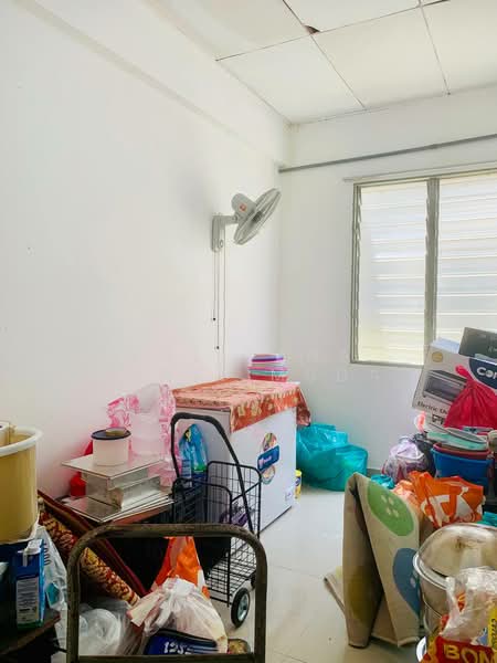 Apartment for Sale at Jelutong Apartment - Faliyana binti Muda - PropertyGuru.com.my
