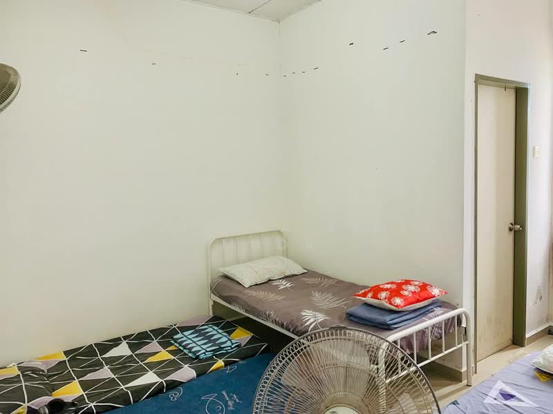 Apartment for Sale at Jelutong Apartment - Faliyana binti Muda - PropertyGuru.com.my