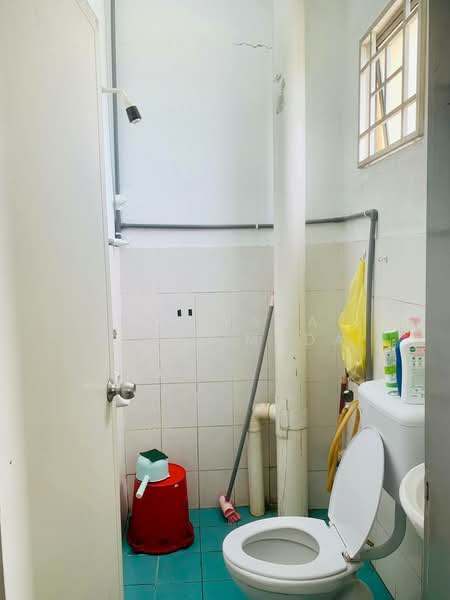 Apartment for Sale at Jelutong Apartment - Faliyana binti Muda - PropertyGuru.com.my