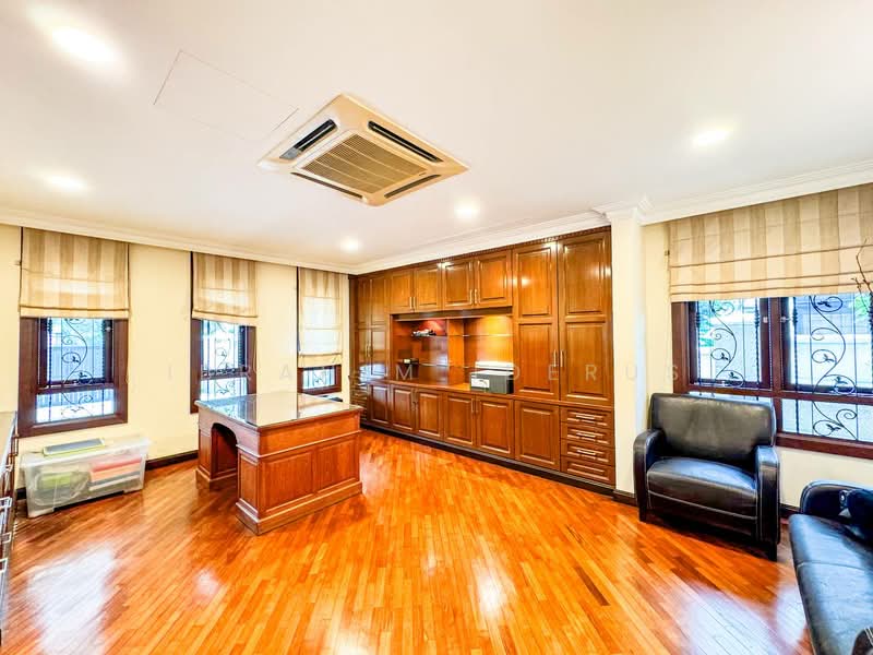 Bungalow for Sale in Titiwangsa (Kuala Lumpur) - Ibrahim Iderus - Study - PropertyGuru.com.my