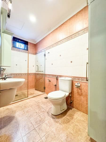 Bungalow for Sale in Titiwangsa (Kuala Lumpur) - Ibrahim Iderus - Bathroom - PropertyGuru.com.my