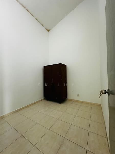 1-storey Terraced House for Sale in Desa Kuala Garing (Rawang) - SK Luk - Interior - PropertyGuru.com.my