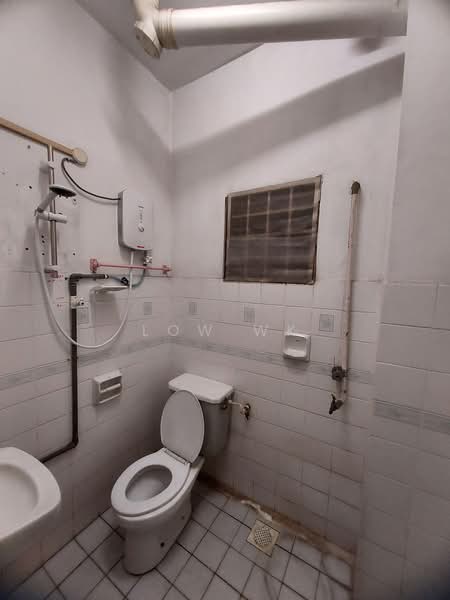 2-storey Terraced House for Sale in Bandar Baru Sri Petaling (Sri Petaling) - LOW WK - Bathroom - PropertyGuru.com.my
