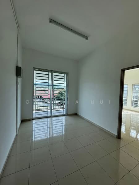 2-storey Terraced House for Sale in Seremban (Negeri Sembilan) - Ong Jia Hui - Living Room - PropertyGuru.com.my