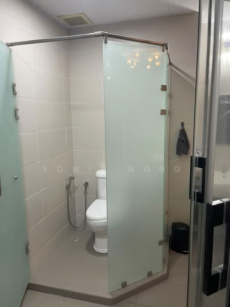Kondominium untuk Disewa di Sphere Damansara - Edwin Wong - Bathroom - PropertyGuru.com.my