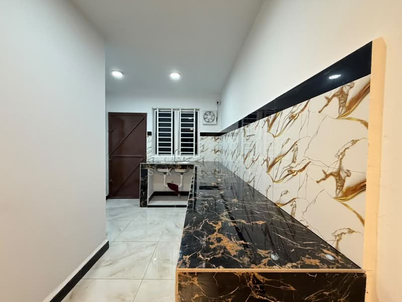2-storey Terraced House for Sale in Taman Bukit Rawang Jaya (Rawang) - SK Luk - Kitchen - PropertyGuru.com.my