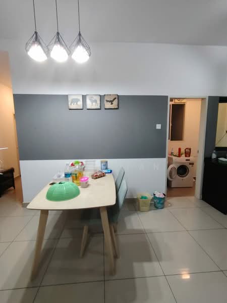 Kondominium untuk Disewa di Parkhill Residence - Jeff Tan - Dining Room - PropertyGuru.com.my
