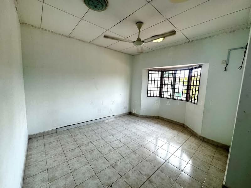 2-storey Terraced House for Sale in Taman Cahaya Alam (Shah Alam) - Mohd Aizat Saiful Bahri - Interior - PropertyGuru.com.my