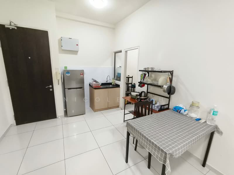 Service Residence for Sale at Seasons Garden Residences - Nicole Goh - Kitchen - PropertyGuru.com.my