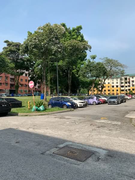 Pangsapuri untuk Dijual di Pangsapuri Sri Meranti - Faliyana binti Muda - PropertyGuru.com.my