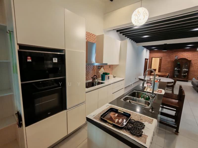 Rumah Teres 2 Tingkat untuk Dijual di Taman Pelangi (Johor Bahru) - YUYIN POH - Kitchen - PropertyGuru.com.my