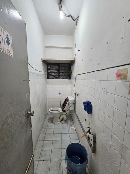 Rumah Teres 2-Tingkat untuk Dijual di Taman Muda (Ampang) - Eason Chan - Bathroom - PropertyGuru.com.my