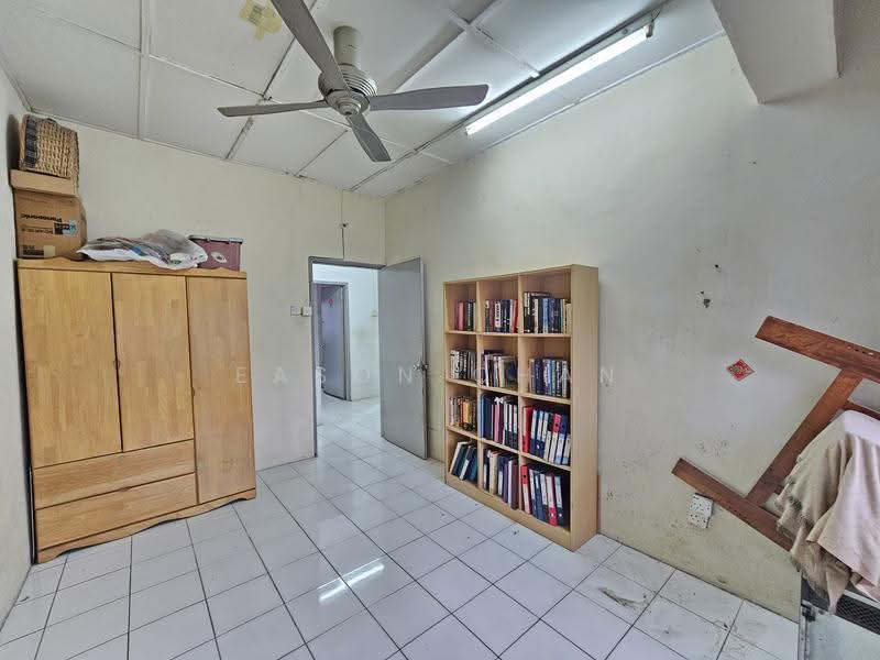 Rumah Teres 2-Tingkat untuk Dijual di Taman Muda (Ampang) - Eason Chan - Study - PropertyGuru.com.my