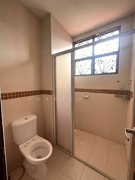 Rumah Berkembar untuk Dijual di Ampang Jaya (Ampang) - Shareena . - Bathroom - PropertyGuru.com.my