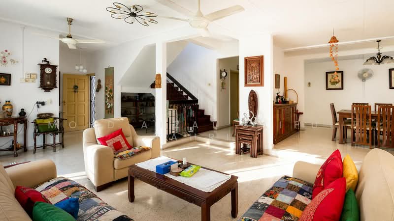 Bungalow for Sale in Petaling Jaya (Selangor) - Mohd Aizat Saiful Bahri - Living Room - PropertyGuru.com.my