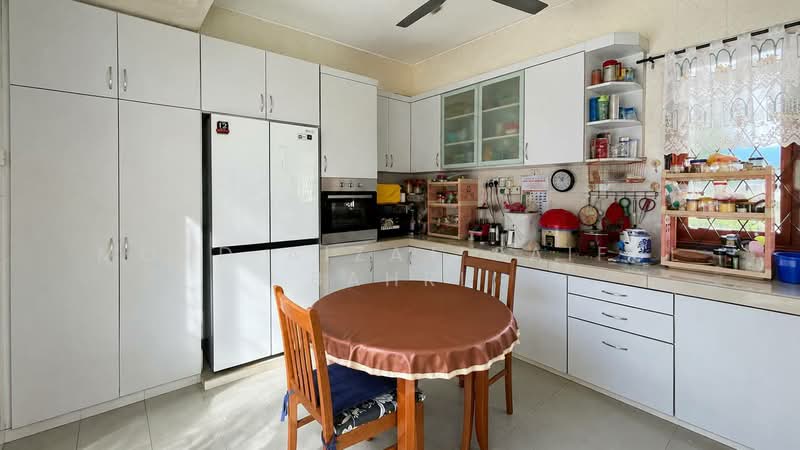 Bungalow for Sale in Petaling Jaya (Selangor) - Mohd Aizat Saiful Bahri - Kitchen - PropertyGuru.com.my