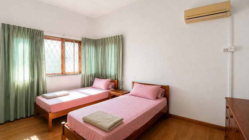 Bungalow for Sale in Petaling Jaya (Selangor) - Mohd Aizat Saiful Bahri - Bedroom - PropertyGuru.com.my