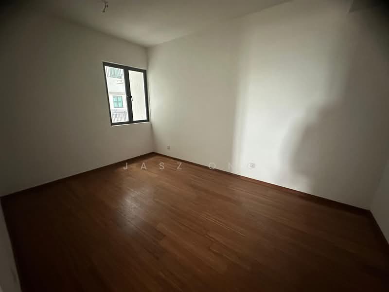 Service Residence for Sale at Ponderosa Lakeside Apartment - Jasz Ong - PropertyGuru.com.my