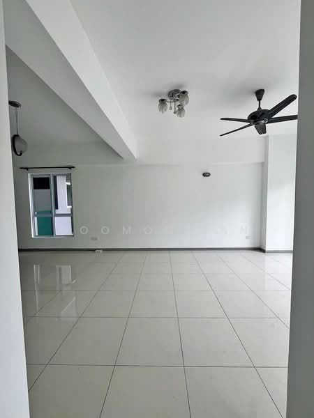 Kondominium untuk Disewa di Villa Orkid - Moomoo Tan - Living Room - PropertyGuru.com.my