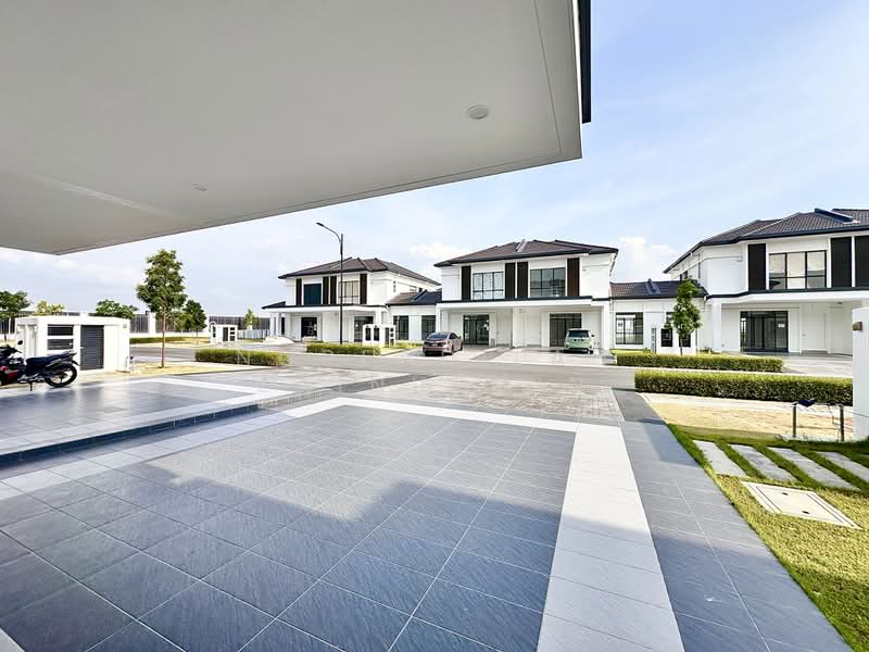 Semi-Detached House for Sale in Puncak Alam (Selangor) - NORFADILAH ZAINUDDIN - Exterior - PropertyGuru.com.my