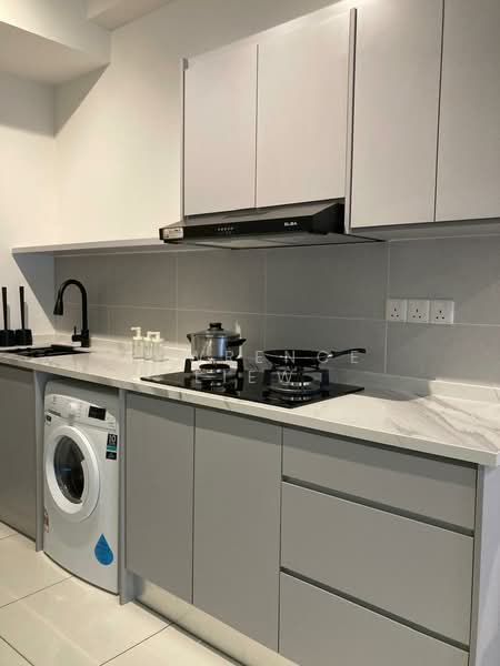 Servis Apartment untuk Disewa di The Glenz @ Glenmarie - LAWRENCE LIEW - Kitchen - PropertyGuru.com.my