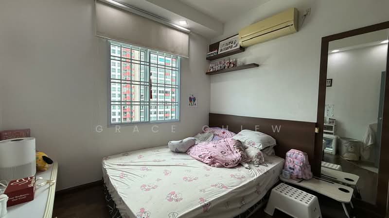 Apartment for Sale at Taman Mount Austin - Grace Chiew - Bedroom - PropertyGuru.com.my