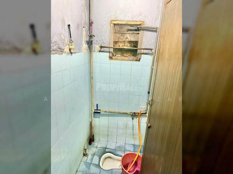 Rumah Teres 2 Tingkat untuk Dijual di Shah Alam (Selangor) - Adam Bin Nizar - Bathroom - PropertyGuru.com.my