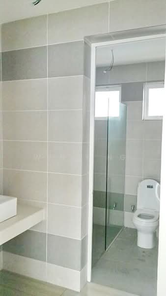 Rumah Banglo untuk Dijual di Bandar Country Homes (Rawang) - Wendy Ng - Bathroom - PropertyGuru.com.my