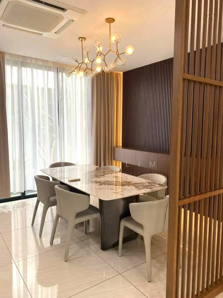 Rumah Teres 3 Tingkat untuk Dijual di Senibong Cove (Masai) - Karl Lim - Dining Room - PropertyGuru.com.my