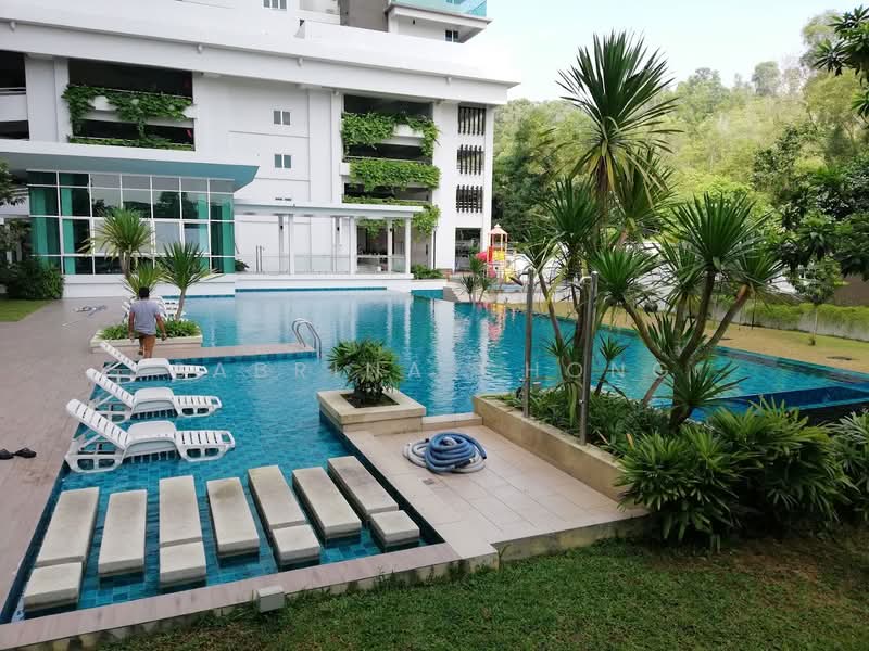 Kondominium untuk Dijual di Rimba Residence - Sabrina Chong - Pool - PropertyGuru.com.my