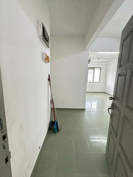 Flat for Sale at Taman Machang Bubok - Yeoh . - Interior - PropertyGuru.com.my