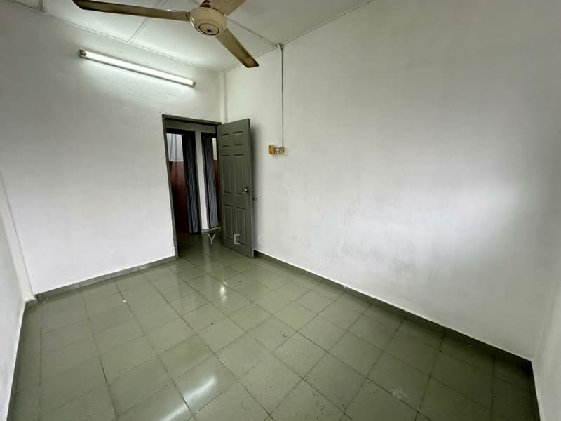 Flat for Sale at Taman Machang Bubok - Yeoh . - Interior - PropertyGuru.com.my
