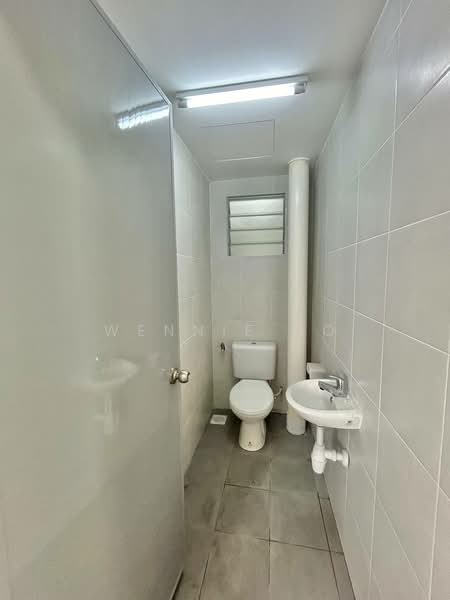 Apartment for Sale at Pangsapuri Aranda - Wennie Ho - Bathroom - PropertyGuru.com.my