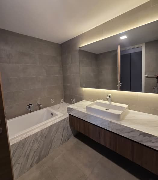 Service Residence for Sale at Aria - Sam Ho - Bathroom - PropertyGuru.com.my