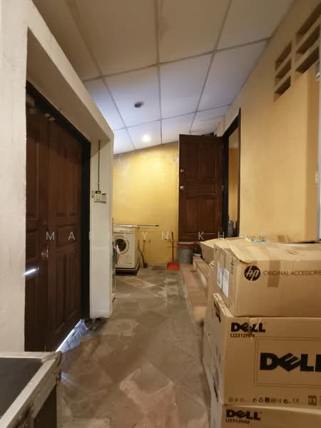 Rumah Teres 2 Tingkat untuk Dijual di Petaling Jaya (Selangor) - Marilyn Khor - Entrance - PropertyGuru.com.my