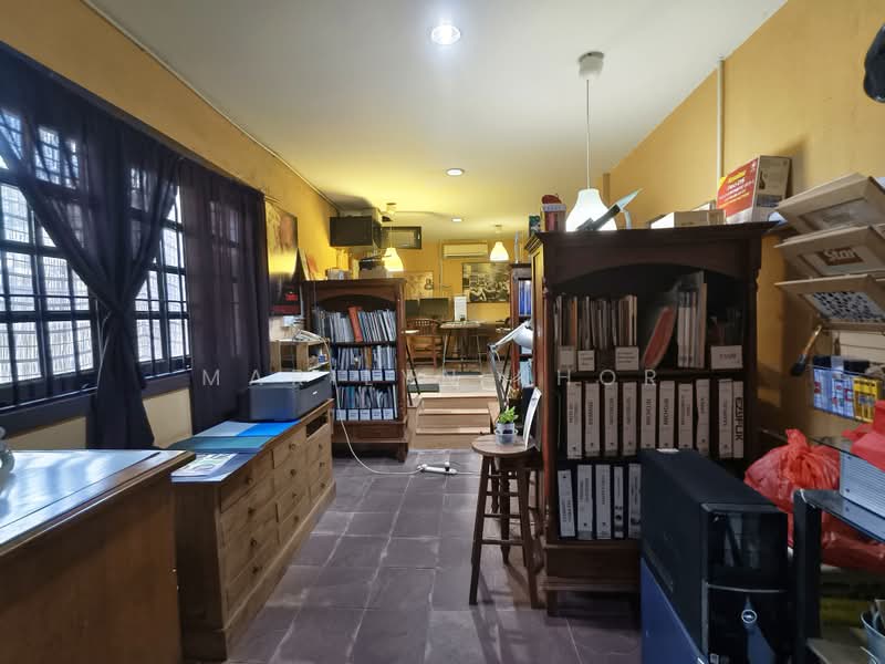 Rumah Teres 2 Tingkat untuk Dijual di Petaling Jaya (Selangor) - Marilyn Khor - Study - PropertyGuru.com.my