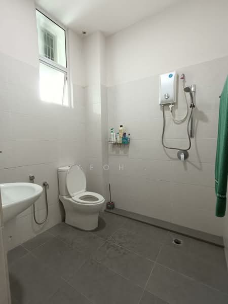 Condominium for Rent at Nautical Bay - Yeoh . - Bathroom - PropertyGuru.com.my