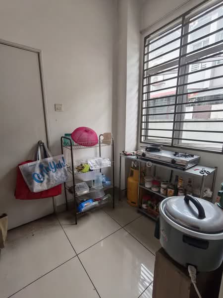 2-storey Terraced House for Sale in Pelabuhan Klang (Selangor) - Suen Ng - Kitchen - PropertyGuru.com.my