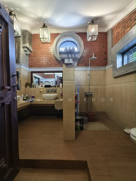 Rumah Banglo untuk Dijual di Petaling Jaya (Selangor) - Marilyn Khor - Bathroom - PropertyGuru.com.my
