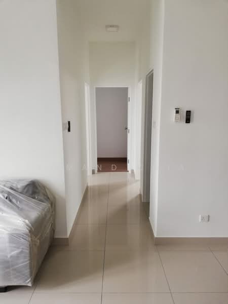 Kondominium untuk Disewa di Ceria Residences, Cyberjaya - Edmand Chia - Corridor - PropertyGuru.com.my