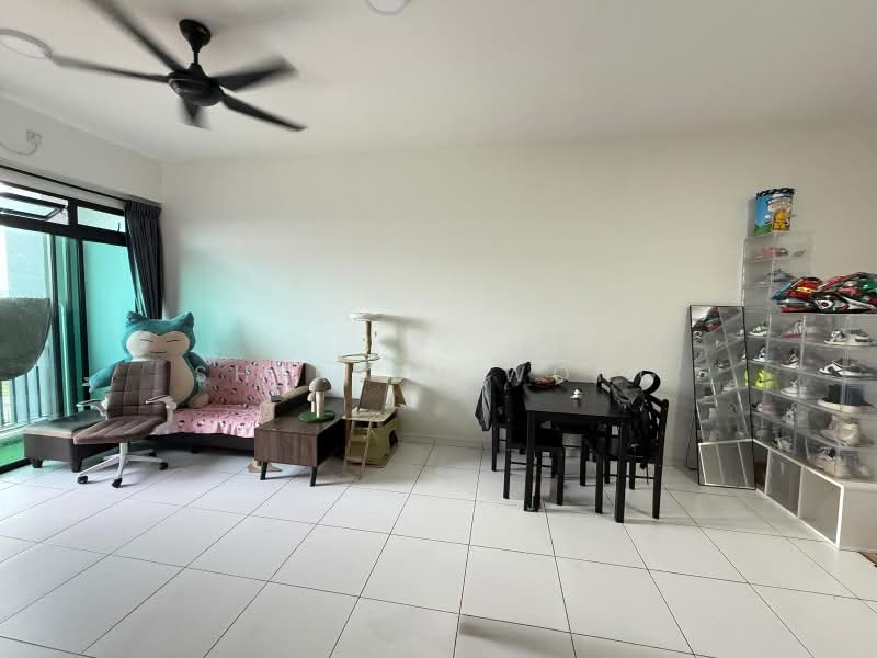 Service Residence for Sale at Sky Oasis Residence (Pangsapuri Oasis 1) - Shereen Wong - Living Room - PropertyGuru.com.my