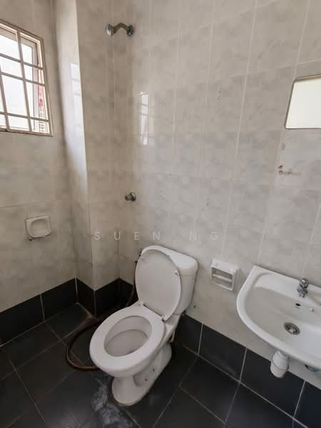 Rumah Teres 2 Tingkat untuk Dijual di Bandar Bukit Tinggi (Klang) - Suen Ng - Bathroom - PropertyGuru.com.my