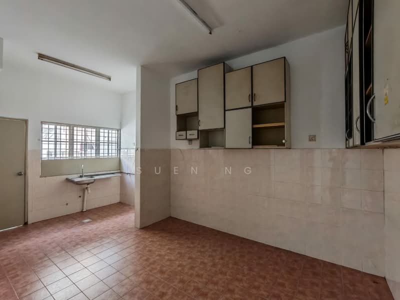 Rumah Teres 2 Tingkat untuk Dijual di Bandar Bukit Tinggi (Klang) - Suen Ng - Kitchen - PropertyGuru.com.my