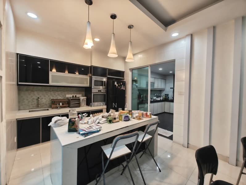 Rumah Teres untuk Dijual di Seri Kembangan (Selangor) - Anna H - Kitchen - PropertyGuru.com.my
