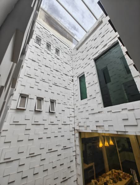 Rumah Teres untuk Dijual di Seri Kembangan (Selangor) - Anna H - Exterior - PropertyGuru.com.my