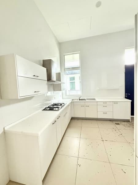 Bungalow for Sale in Straits View (Johor Bahru) - Yik Tat - PropertyGuru.com.my