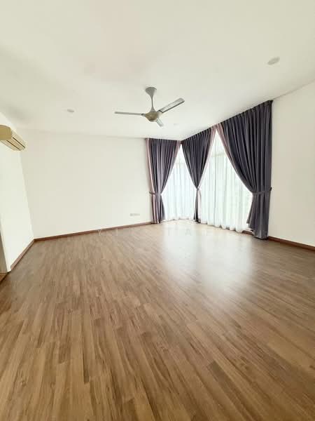 Bungalow for Sale in Straits View (Johor Bahru) - Yik Tat - PropertyGuru.com.my